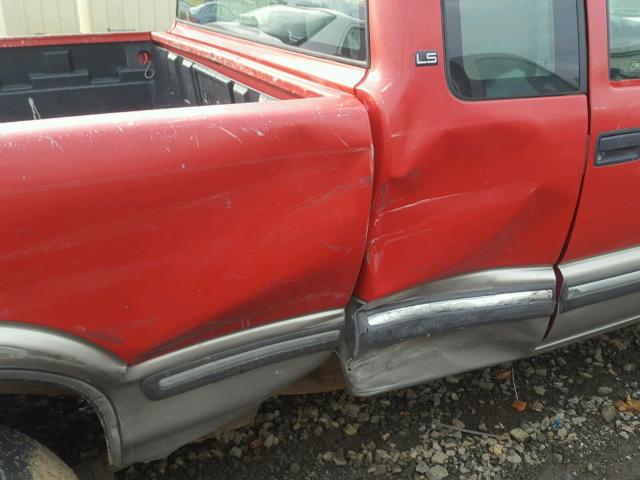 1GCDT19X4W8118402 - 1998 CHEVROLET S TRUCK S1 RED photo 9