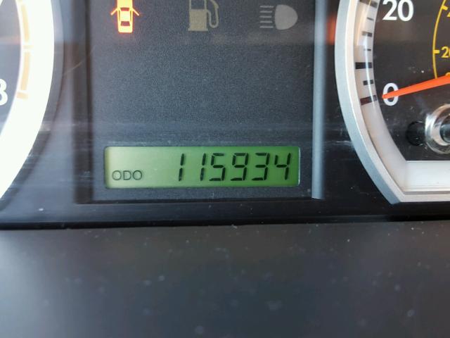 KL1TD56618B050312 - 2008 CHEVROLET AVEO BASE SILVER photo 8