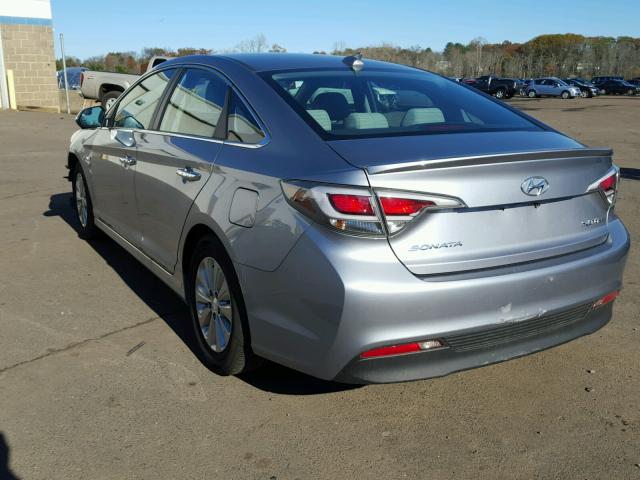 KMHE24L16GA026825 - 2016 HYUNDAI SONATA HYB GRAY photo 3