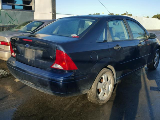 1FAFP34363W115446 - 2003 FORD FOCUS SE C BLUE photo 4