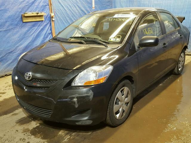 JTDBT923171013663 - 2007 TOYOTA YARIS CHARCOAL photo 2