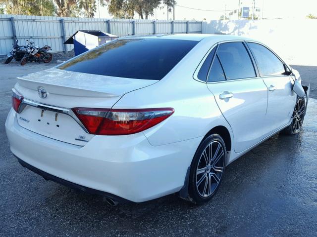 4T1BF1FK4GU501106 - 2016 TOYOTA CAMRY LE WHITE photo 4