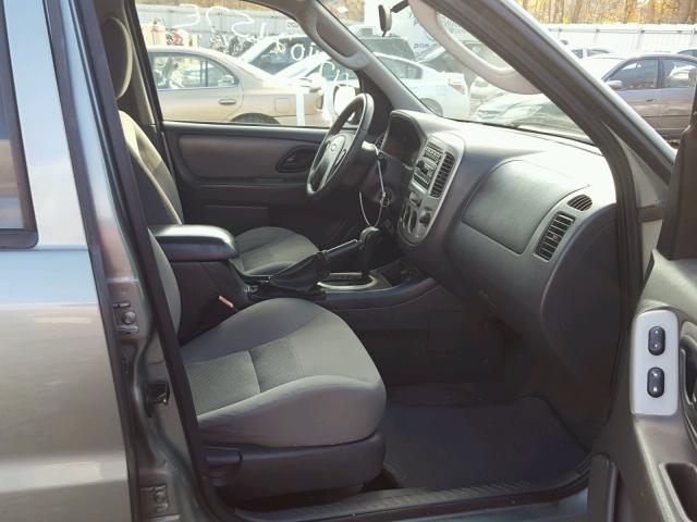 1FMYU93197KA03134 - 2007 FORD ESCAPE XLT GREEN photo 5