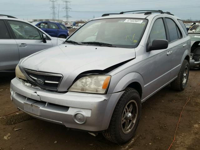 KNDJD733045270085 - 2004 KIA SORENTO EX SILVER photo 2