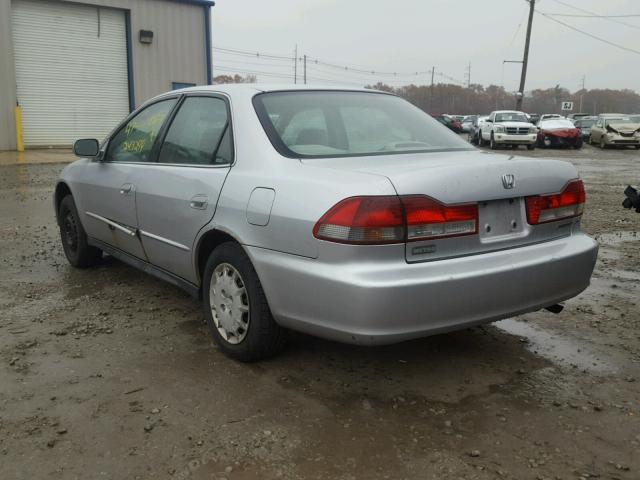 JHMCG65522C008505 - 2002 HONDA ACCORD LX SILVER photo 3