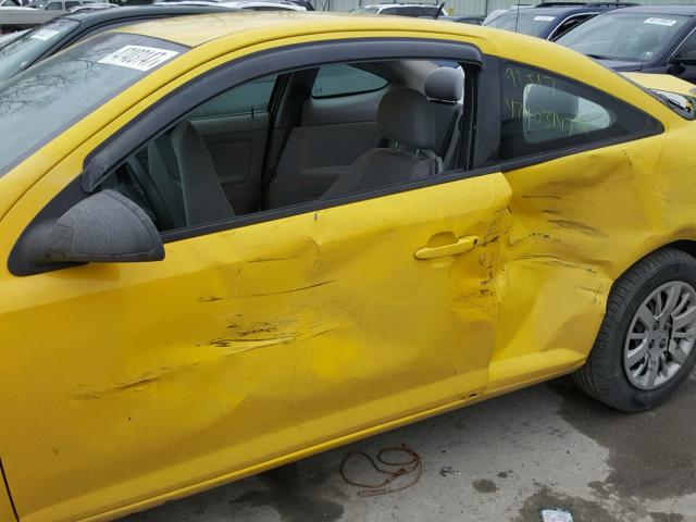 1G1AK18H897203696 - 2009 CHEVROLET COBALT LS YELLOW photo 9