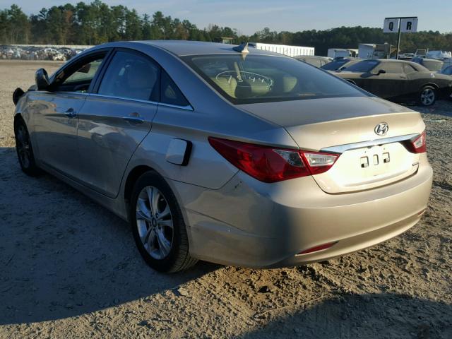 5NPEC4AC3BH106865 - 2011 HYUNDAI SONATA SE GOLD photo 3