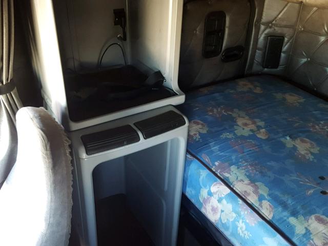 1FUJAPAV16DU26052 - 2006 FREIGHTLINER CONVENTION RED photo 10