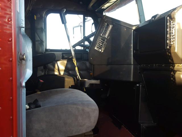 1FUJAPAV16DU26052 - 2006 FREIGHTLINER CONVENTION RED photo 5