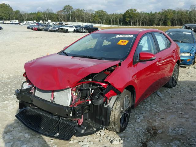 2T1BURHE3HC776867 - 2017 TOYOTA COROLLA L RED photo 2