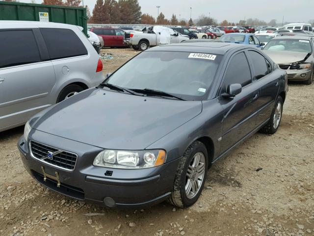 YV1RS592062531645 - 2006 VOLVO S60 2.5T GRAY photo 2