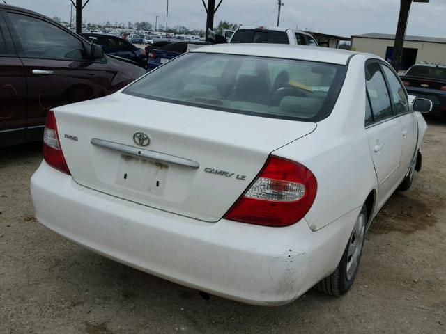 4T1BE32K73U123264 - 2003 TOYOTA CAMRY LE WHITE photo 4