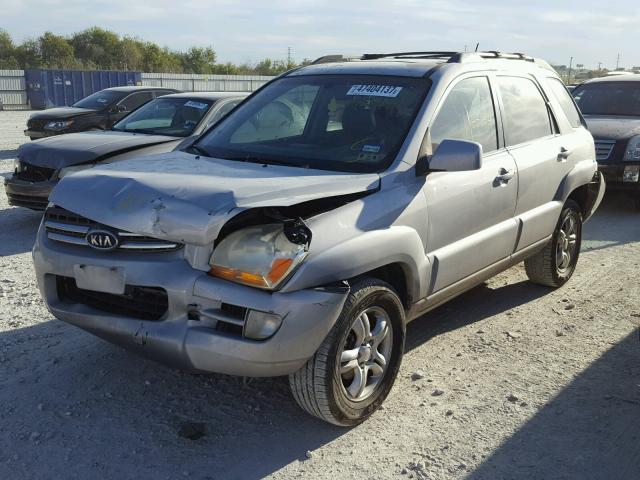 KNDJF723277417981 - 2007 KIA SPORTAGE E SILVER photo 2