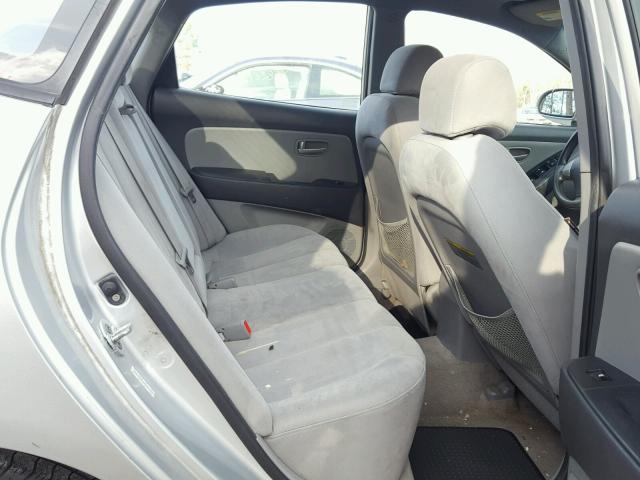 KMHDU46D38U285185 - 2008 HYUNDAI ELANTRA GL SILVER photo 6