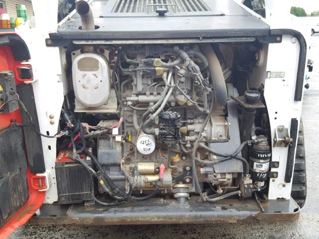 ATF613505 - 2014 BOBCAT T750 WHITE photo 7