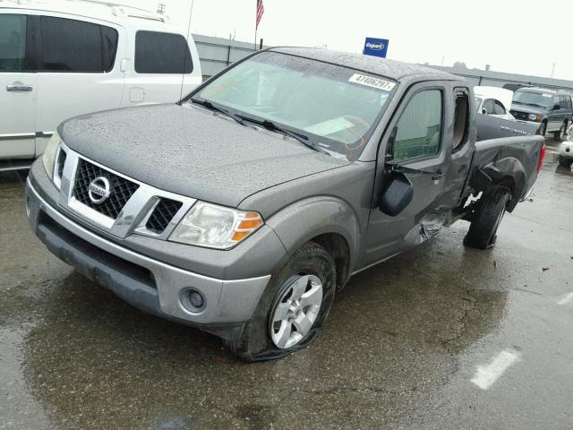 1N6AD06U39C404924 - 2009 NISSAN FRONTIER K BROWN photo 2