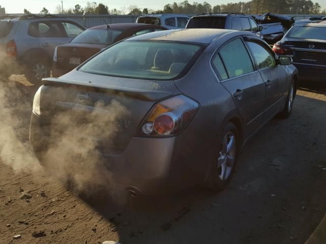 1N4BL21E28C201646 - 2008 NISSAN ALTIMA 3.5 TAN photo 4