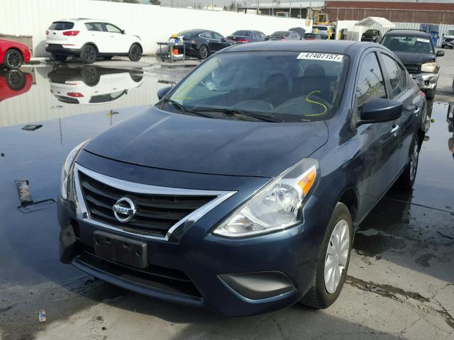 3N1CN7AP2FL877980 - 2015 NISSAN VERSA S BLUE photo 2