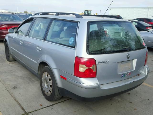 WVWVD63B62E203894 - 2002 VOLKSWAGEN PASSAT SILVER photo 3