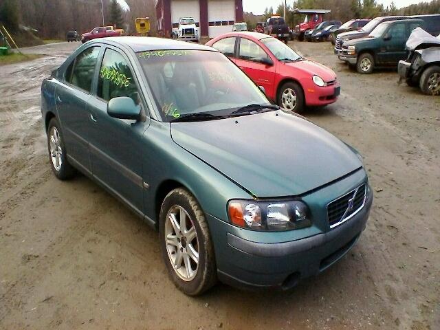 YV1RS61R222128405 - 2002 VOLVO S60 BLUE photo 1