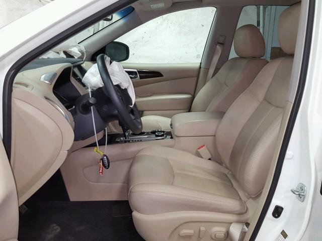 5N1AR2MM3GC666650 - 2016 NISSAN PATHFINDER WHITE photo 5