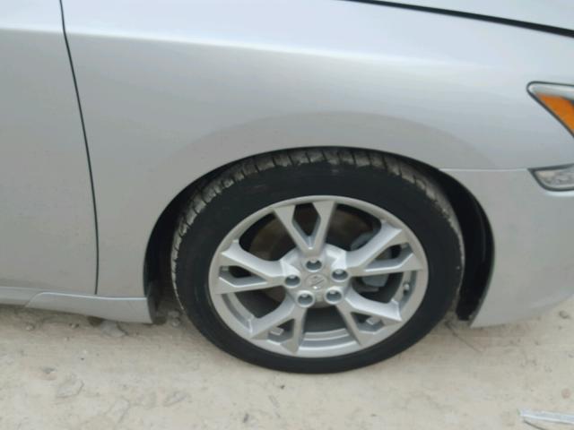 1N4AA5AP2DC813196 - 2013 NISSAN MAXIMA S Srebrny zdjęcie 9