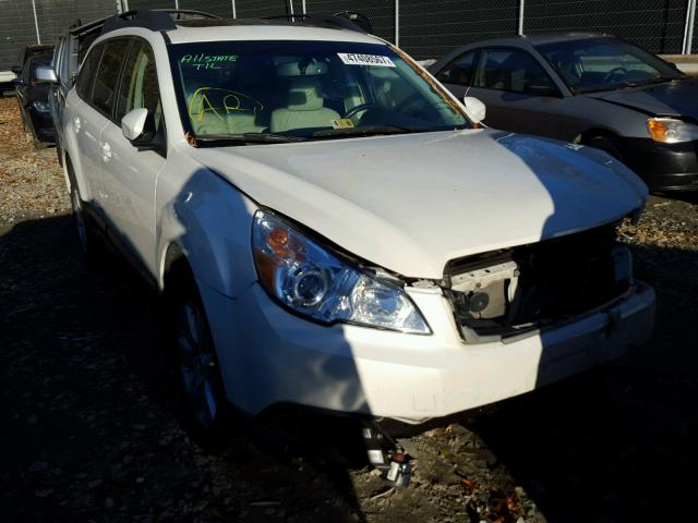 4S4BRDKC2C2230950 - 2012 SUBARU OUTBACK 3. WHITE photo 1