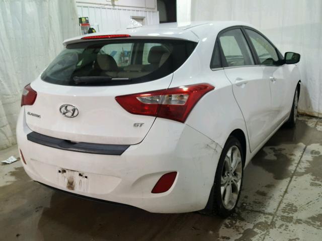 KMHD35LE8DU135475 - 2013 HYUNDAI ELANTRA GT WHITE photo 4