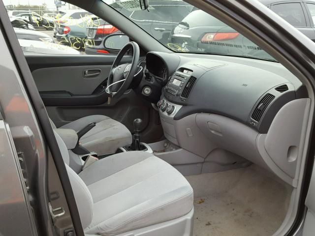 KMHDU46D77U111022 - 2007 HYUNDAI ELANTRA GL GRAY photo 5