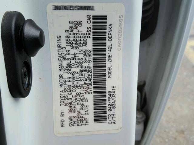 5YFBU4EE2DP191652 - 2013 TOYOTA COROLLA BA WHITE photo 10