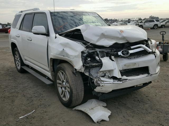 JTEBU5JR2D5122063 - 2013 TOYOTA 4RUNNER SR WHITE photo 1