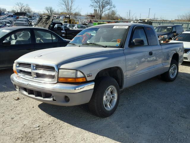 1B7GL22X5WS758084 - 1998 DODGE DAKOTA SILVER photo 2