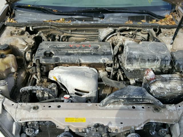 JTDBE32K220024491 - 2002 TOYOTA CAMRY LE TAN photo 7