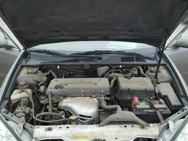 4T1BE30KX2U563464 - 2002 TOYOTA CAMRY LE 灰色 照片 7