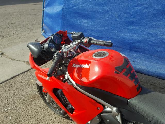 JKAEXEA157A022872 - 2007 KAWASAKI EX650 A Qırmızı foto 5