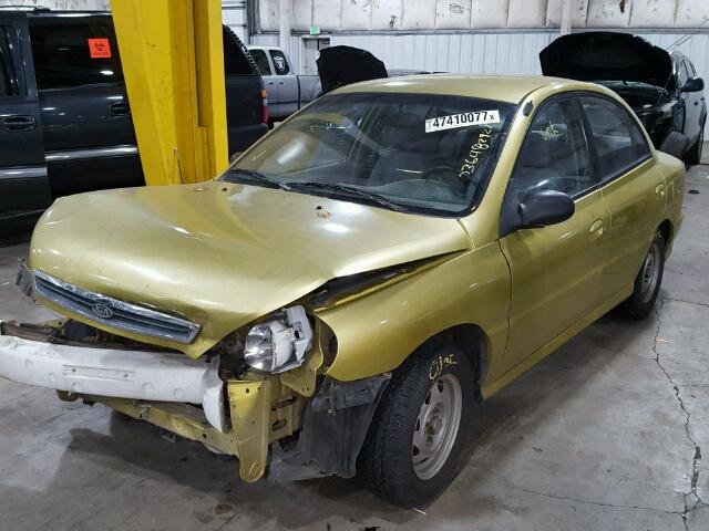 KNADC123516078937 - 2001 KIA RIO GREEN photo 2