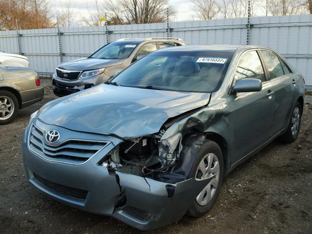 4T4BF3EKXBR158622 - 2011 TOYOTA CAMRY BASE GREEN photo 2