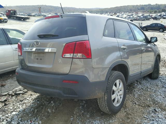 5XYKT3A14CG203335 - 2012 KIA SORENTO BA GRAY photo 4