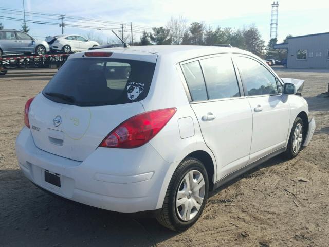 3N1BC1CP3CK809698 - 2012 NISSAN VERSA S WHITE photo 4