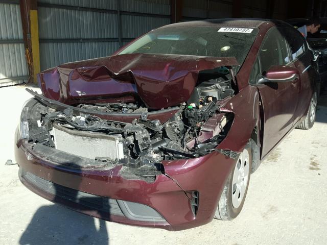 3KPFK4A72HE029915 - 2017 KIA FORTE LX MAROON photo 2