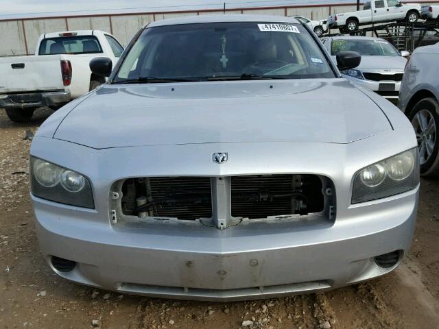 2B3KA43R08H154160 - 2008 DODGE CHARGER SILVER photo 9