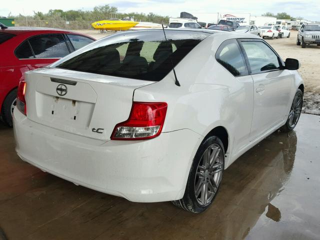 JTKJF5C75B3015807 - 2011 TOYOTA SCION TC 白色 照片 4