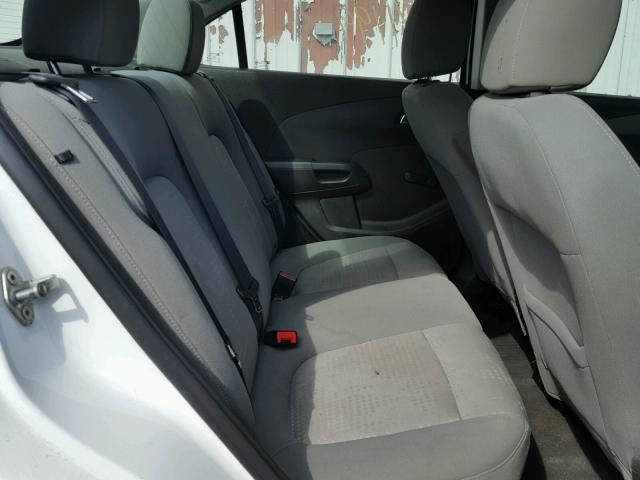 1G1JA5SHXD4178913 - 2013 CHEVROLET SONIC LS 白色 照片 6