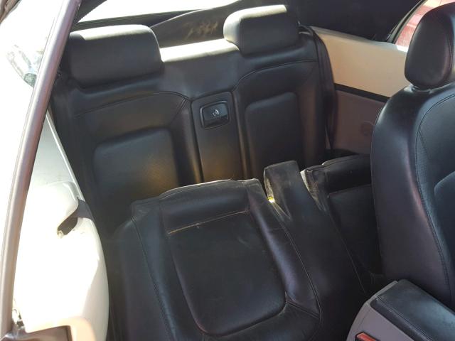 3VWCD21Y04M300817 - 2004 VOLKSWAGEN NEW BEETLE 米色 照片 6