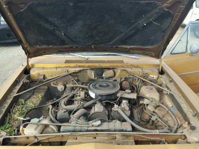 LH41C5B317025 - 1976 DODGE DART GOLD photo 7