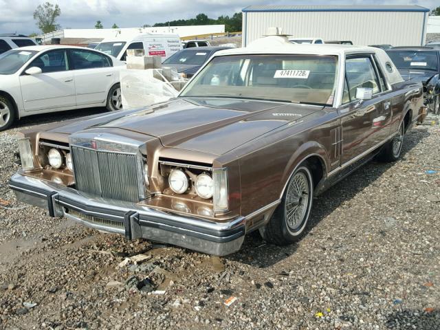 1MRBP95F1BY632156 - 1981 LINCOLN MARK VI GOLD photo 2