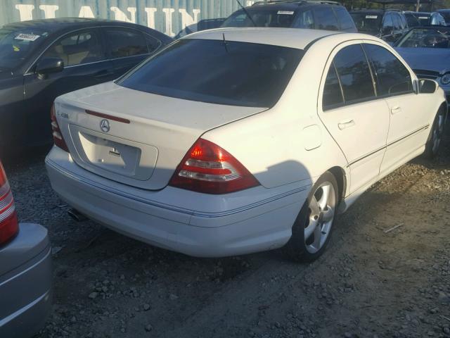 WDBRF52H86F736324 - 2006 MERCEDES-BENZ C GENERATI WHITE photo 4