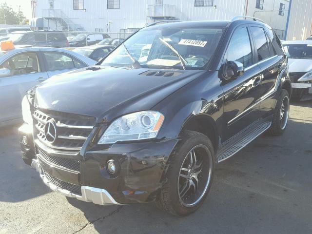 4JGBB72E59A480091 - 2009 MERCEDES-BENZ ML 550 BLACK photo 2