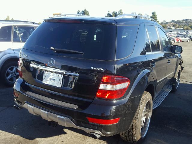 4JGBB72E59A480091 - 2009 MERCEDES-BENZ ML 550 BLACK photo 4