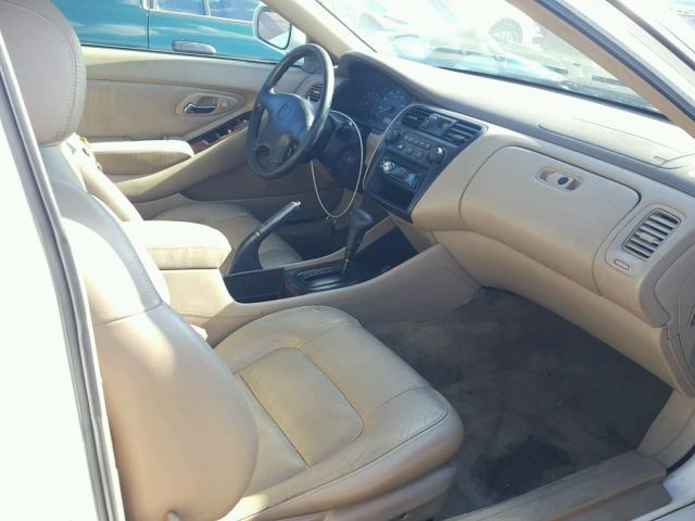 1HGCG3279XA001996 - 1999 HONDA ACCORD EX 白色 照片 5